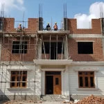 How do I choose the best builders for my dream home?